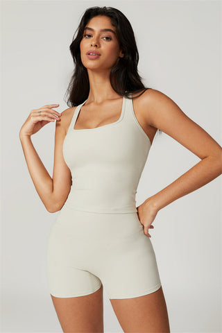 The Dynamic Crop Top Shorts 2-Piece Set