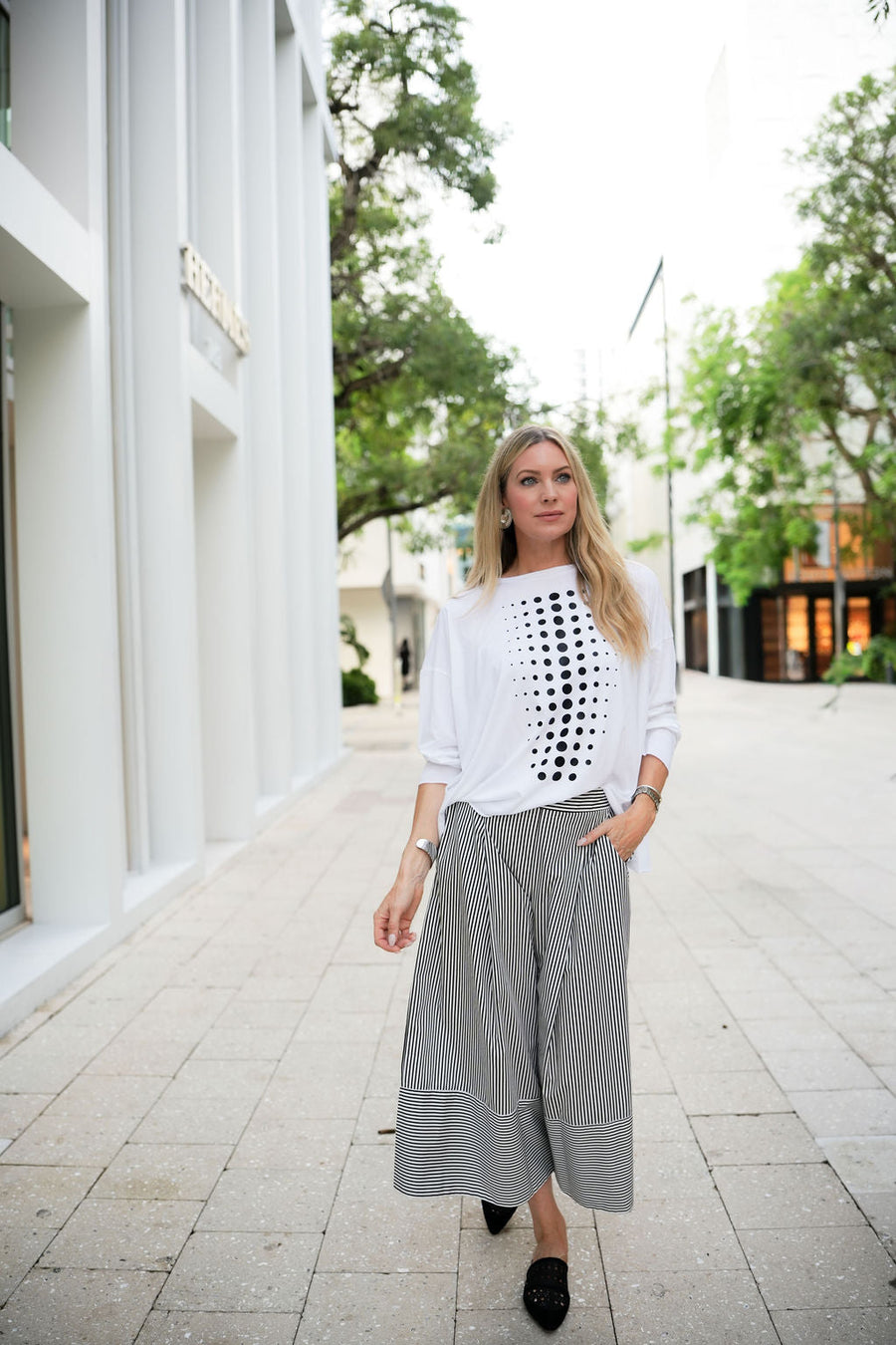 Pima Cotton Dot Dot Dot Luxury Boxy T-Shirt - White/Black - Glamourous Grace