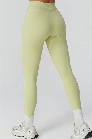 The Amara Sports Bra Leggings 2-Piece Set