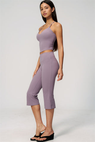 The Zura Capri Leggings