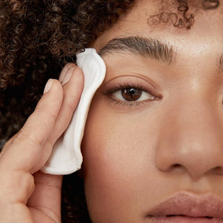 Nivea Eye Makeup Expert: Dual Phase Gentle Eye Makeup Remover - Effectively Removes Waterproof Mascara, Protects Lashes - Biotin Enriched, Silicone & Microplastic Free - Glamourous Grace