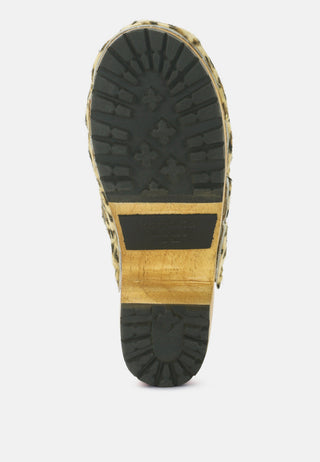 Acer Fine Suede Printed Leopard Clogs Slides In Beige