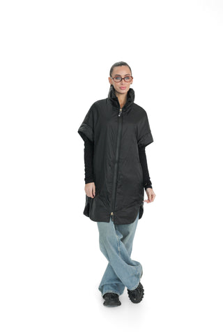 Emery Relaxed Fit Vest in Black