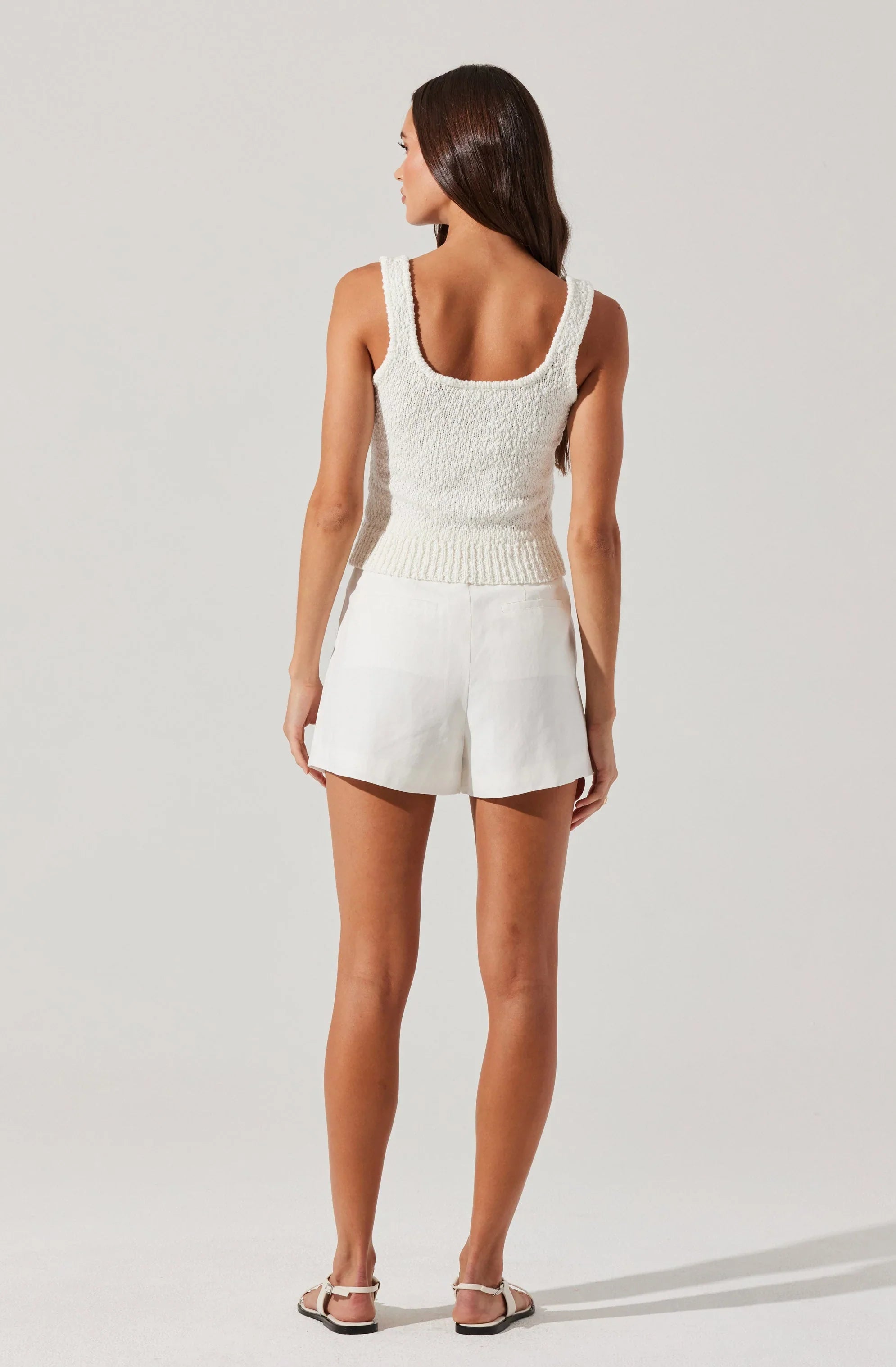 Artice Shorts | White