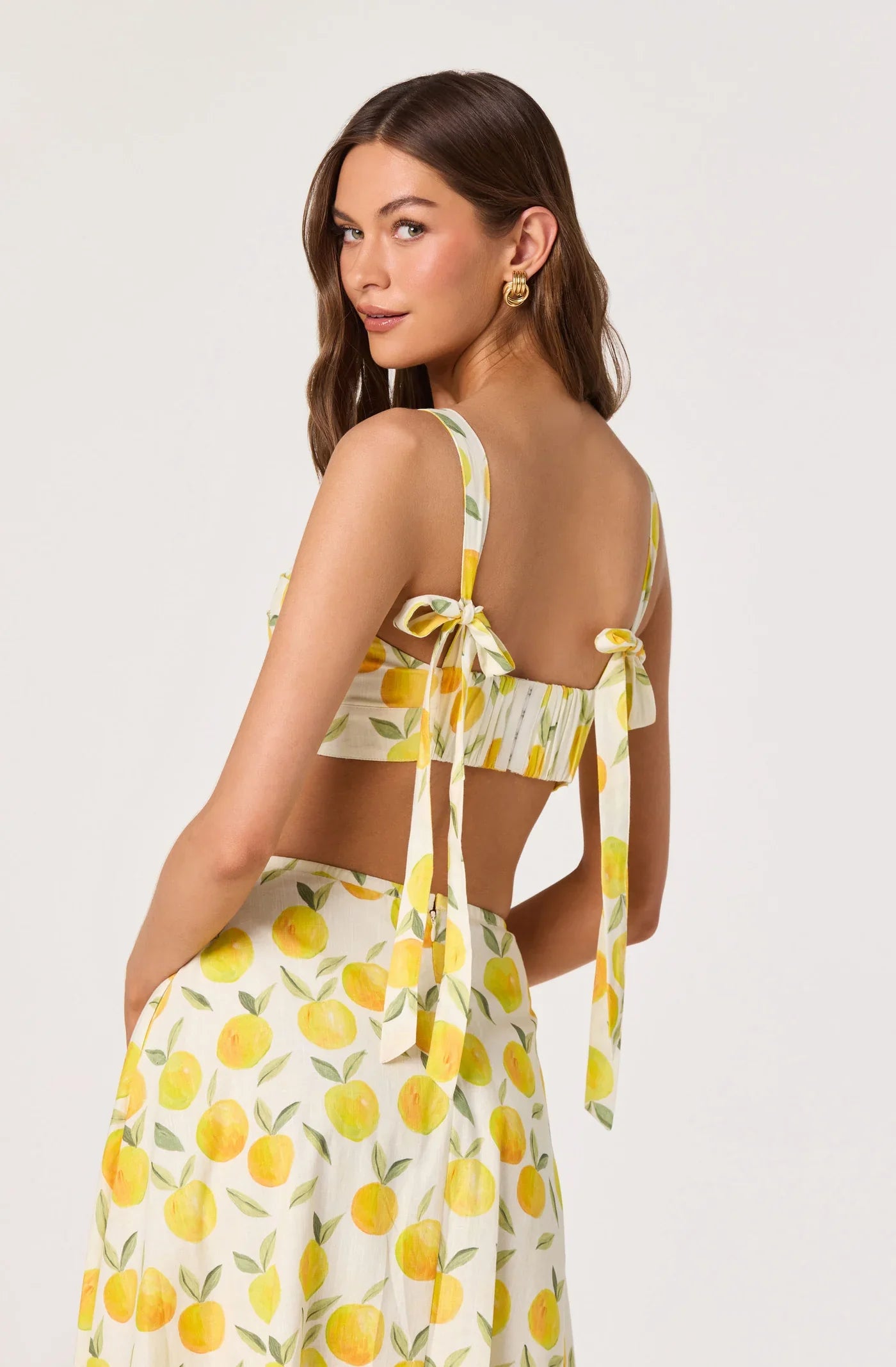 Myria Lemon Print Crop Top - Glamourous Grace