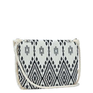 The Elara Clutch
