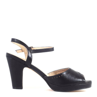 Aria Retro Heels - Glamourous Grace
