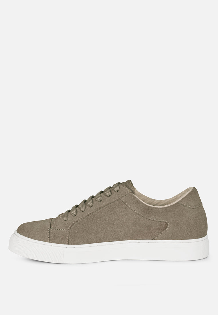 Ashford Handcrafted Sneakers - Glamourous Grace