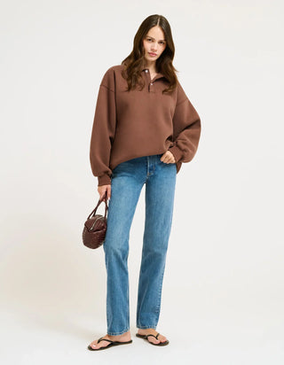 Airport Sweatshirt Chocolate - Glamourous Grace