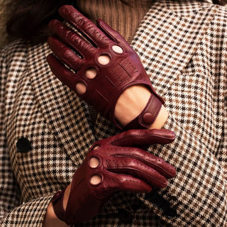 Alessa (cordovan) - Classic Italian lambskin leather driving gloves - Glamourous Grace