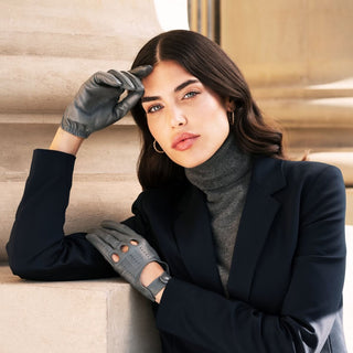 Alessa (grey) - Classic Italian lambskin leather driving gloves - Glamourous Grace