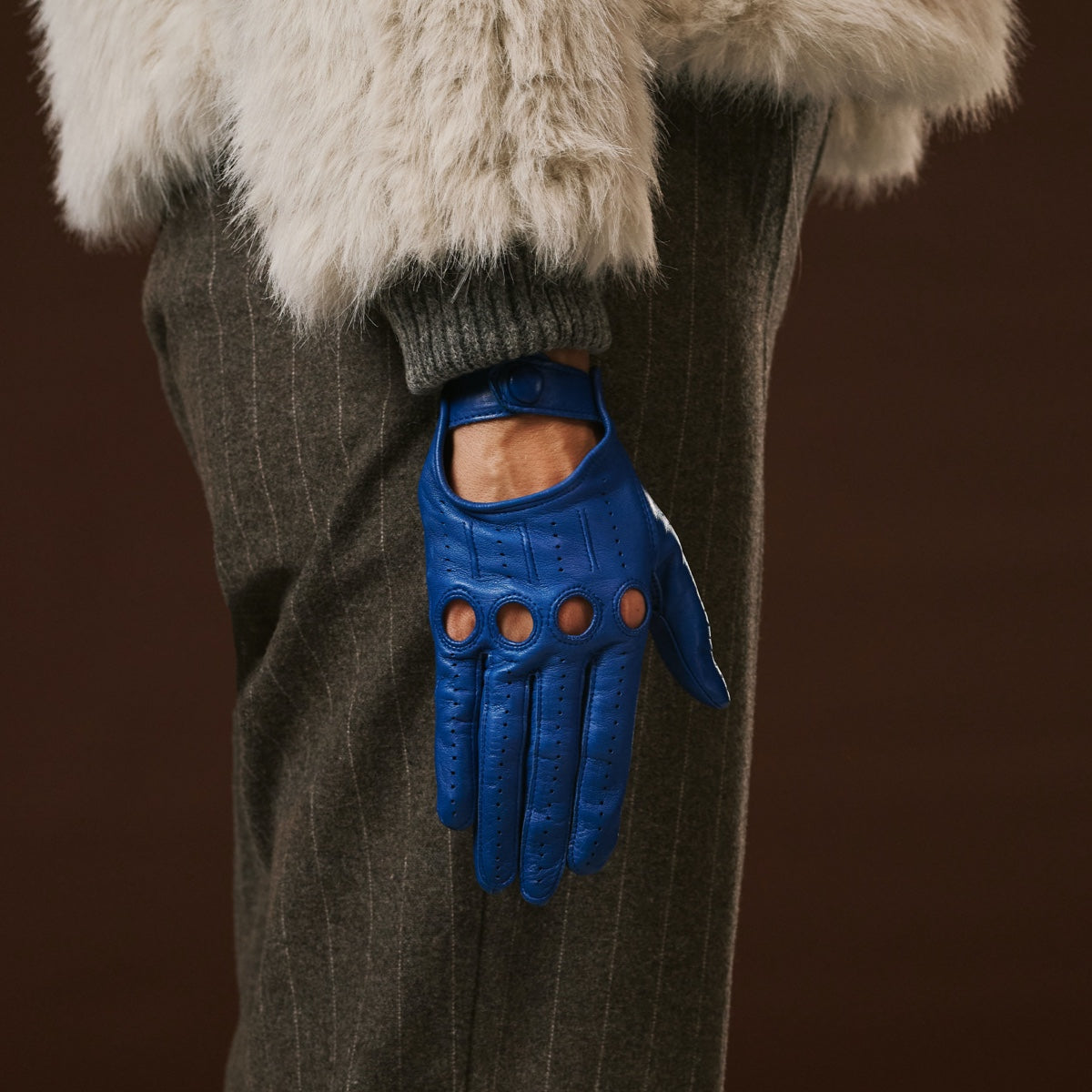 Alessa (blue) - Classic Italian lambskin leather driving gloves - Glamourous Grace
