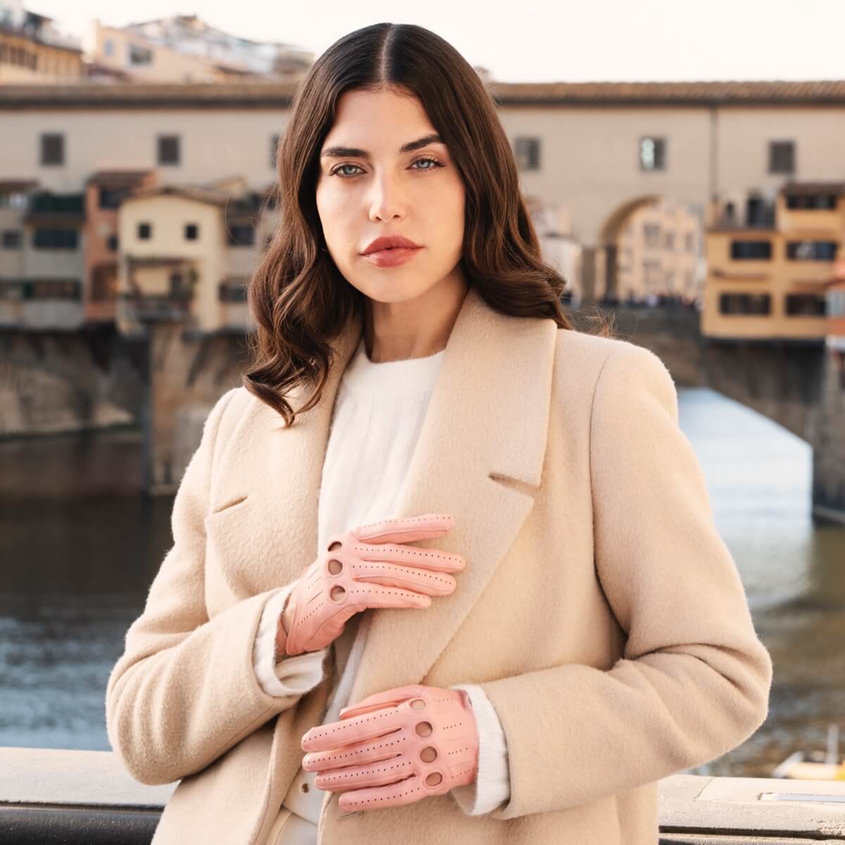 Alessa (pink) - Classic Italian lambskin leather driving gloves - Glamourous Grace