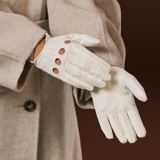 Alessa (white) - Classic Italian lambskin leather driving gloves - Glamourous Grace