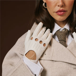 Alessa (white) - Classic Italian lambskin leather driving gloves - Glamourous Grace