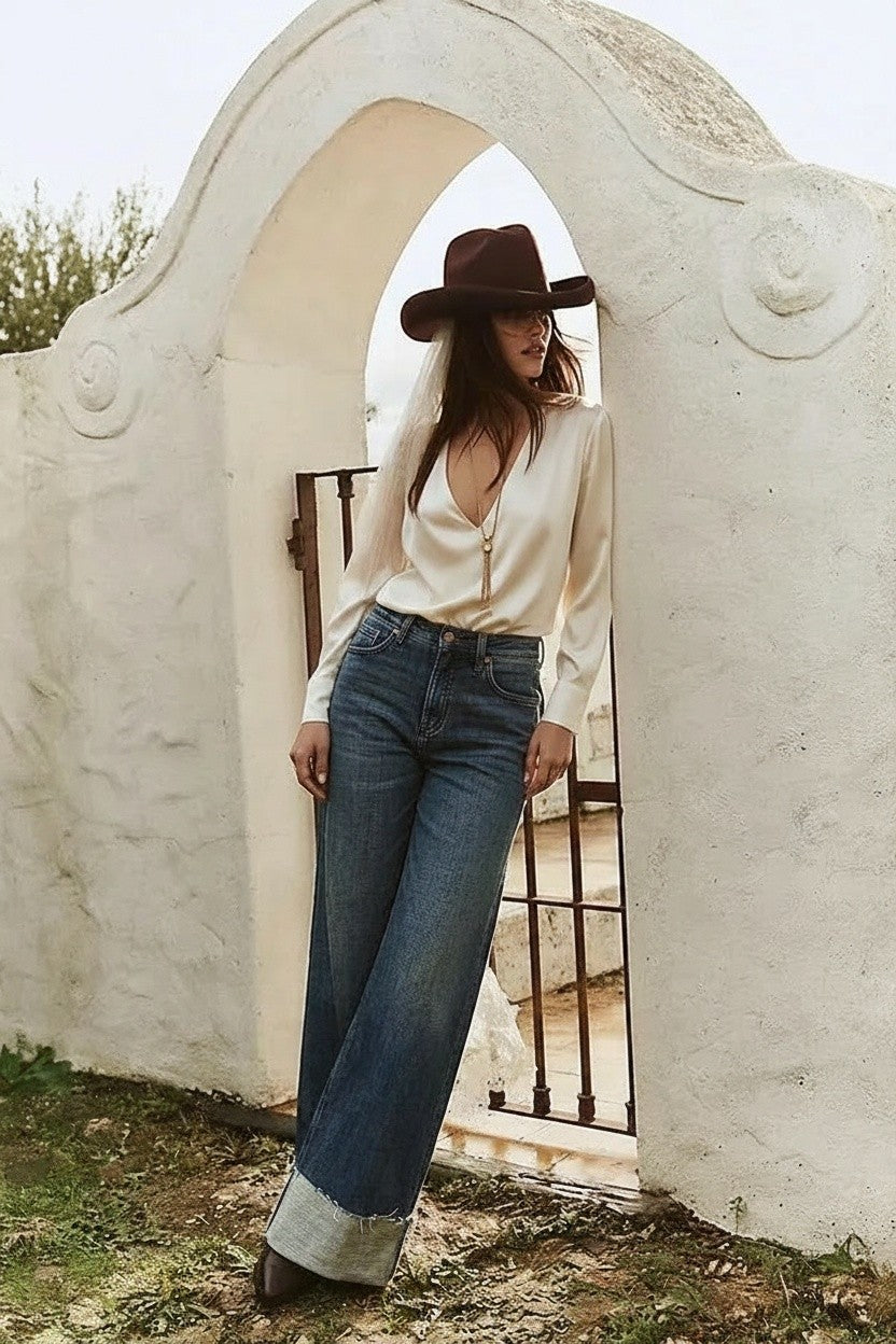 Elise TUMMY CONTROL HIGH RISE CUFFED A WIDE LEG JEANS - Glamourous Grace