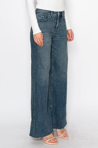 Elise TUMMY CONTROL HIGH RISE CUFFED A WIDE LEG JEANS - Glamourous Grace