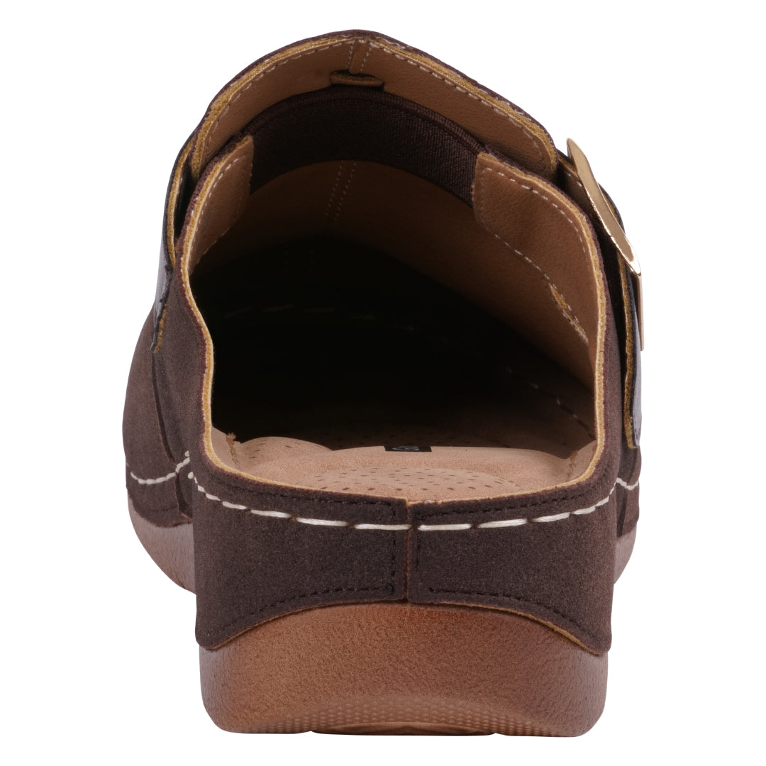 Women's Pippen Brown Flat - Glamourous Grace