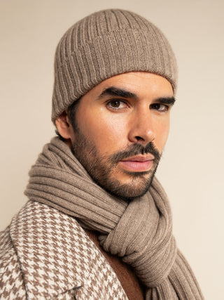 Milano (brown) - Italian 100% cashmere ribbed beanie (unisex) - Glamourous Grace