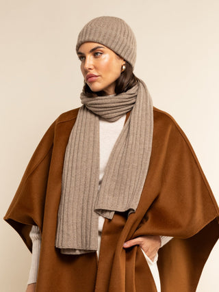 Milano (brown) - Italian 100% cashmere ribbed beanie (unisex) - Glamourous Grace