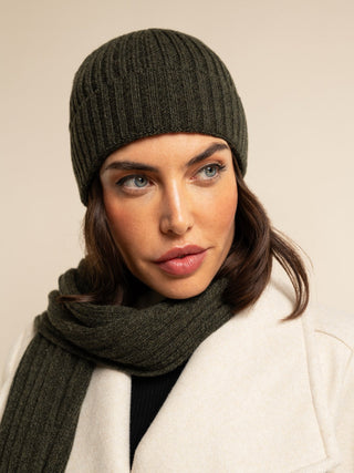 Milano (dark green) - Italian 100% cashmere ribbed beanie (unisex) - Glamourous Grace