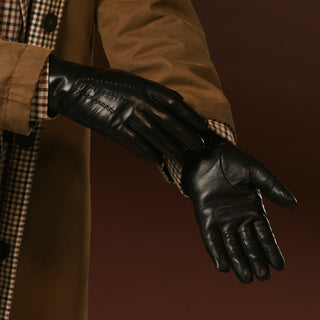 Bella (black) - Italian lambskin leather gloves with lambswool lining & touchscreen feature - Glamourous Grace