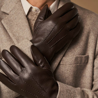 Benjamin (brown) – Thick goatskin leather gloves with warm lambswool lining & touchscreen feature - Glamourous Grace