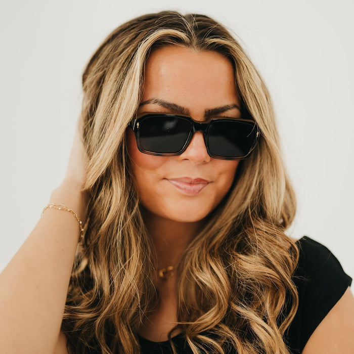 Blake Square Sunglasses - Glamourous Grace