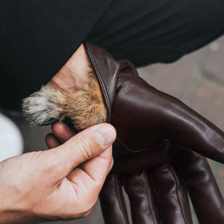 Marco (brown) - Italian lambskin leather gloves with brown rabbit fur lining - Glamourous Grace