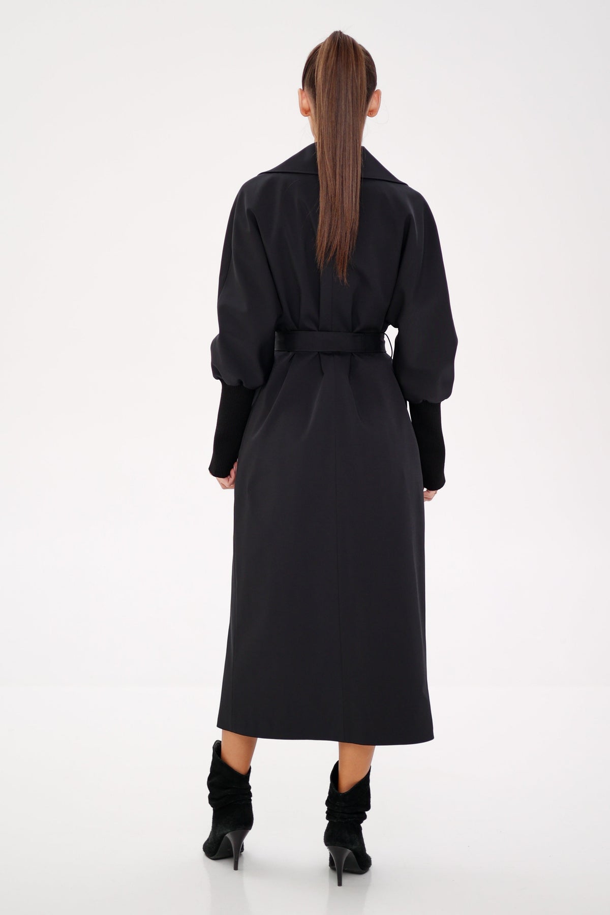 Miru Trench Coat in Black