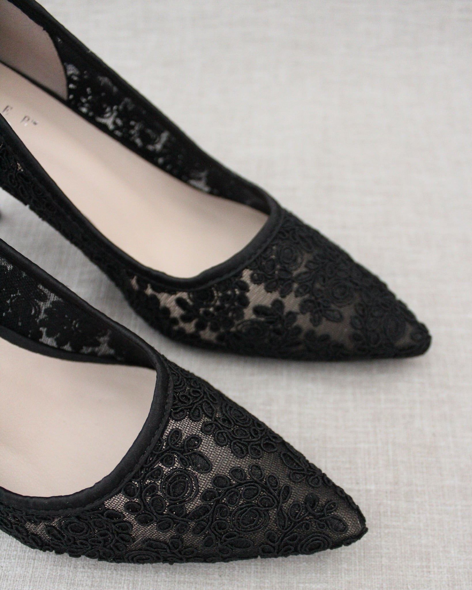 Lace Evening Pump
