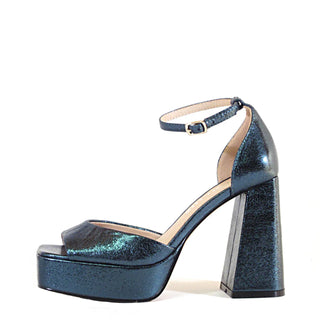 Chaser Metallic Platform Heels - Glamourous Grace