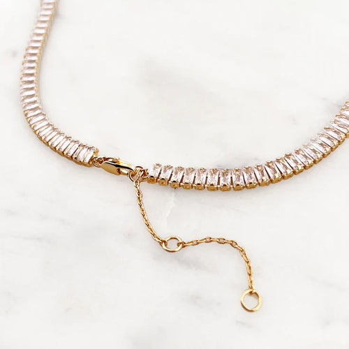 Glamorous Rhinestone Choker