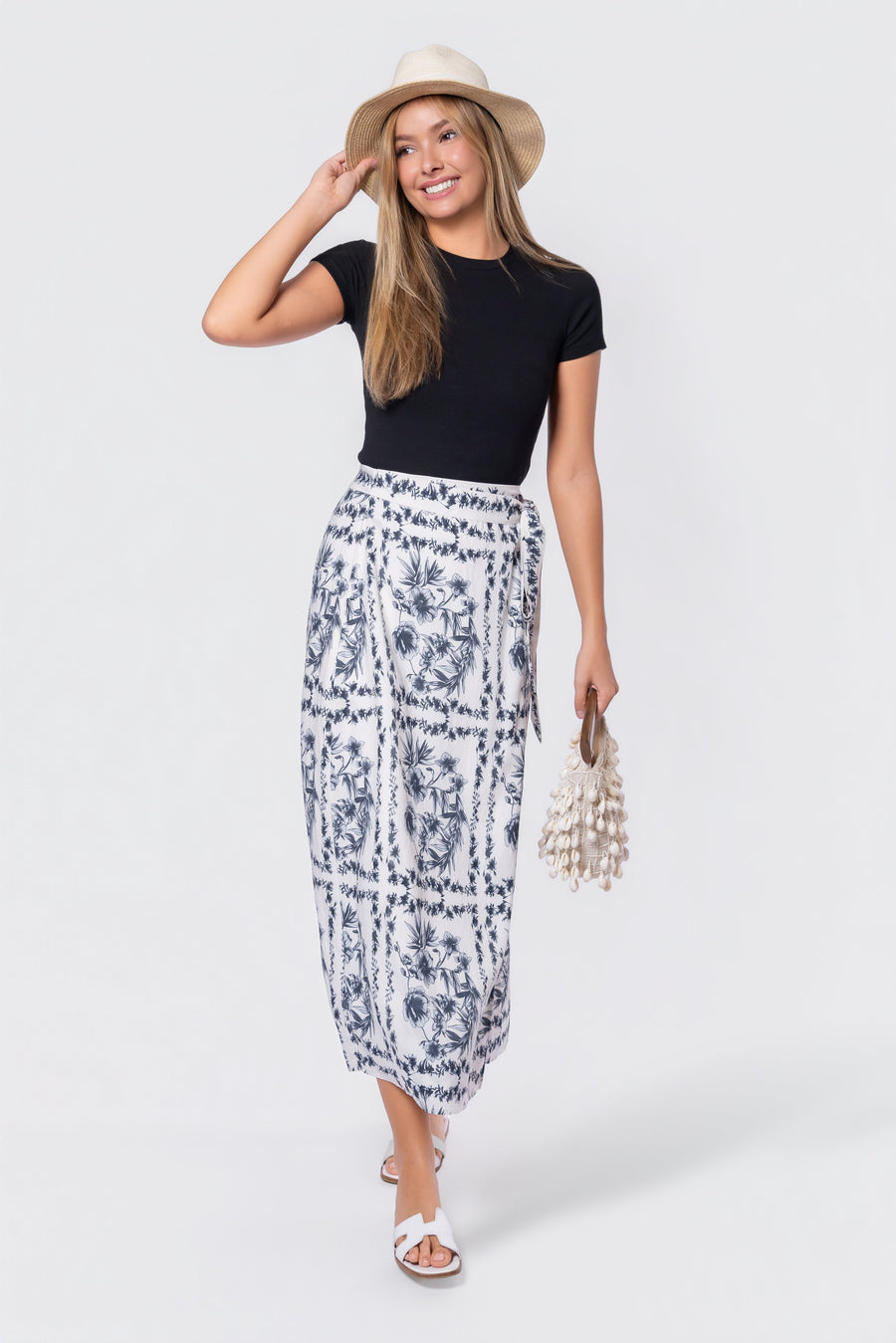 Lani Top (Black) - Glamourous Grace