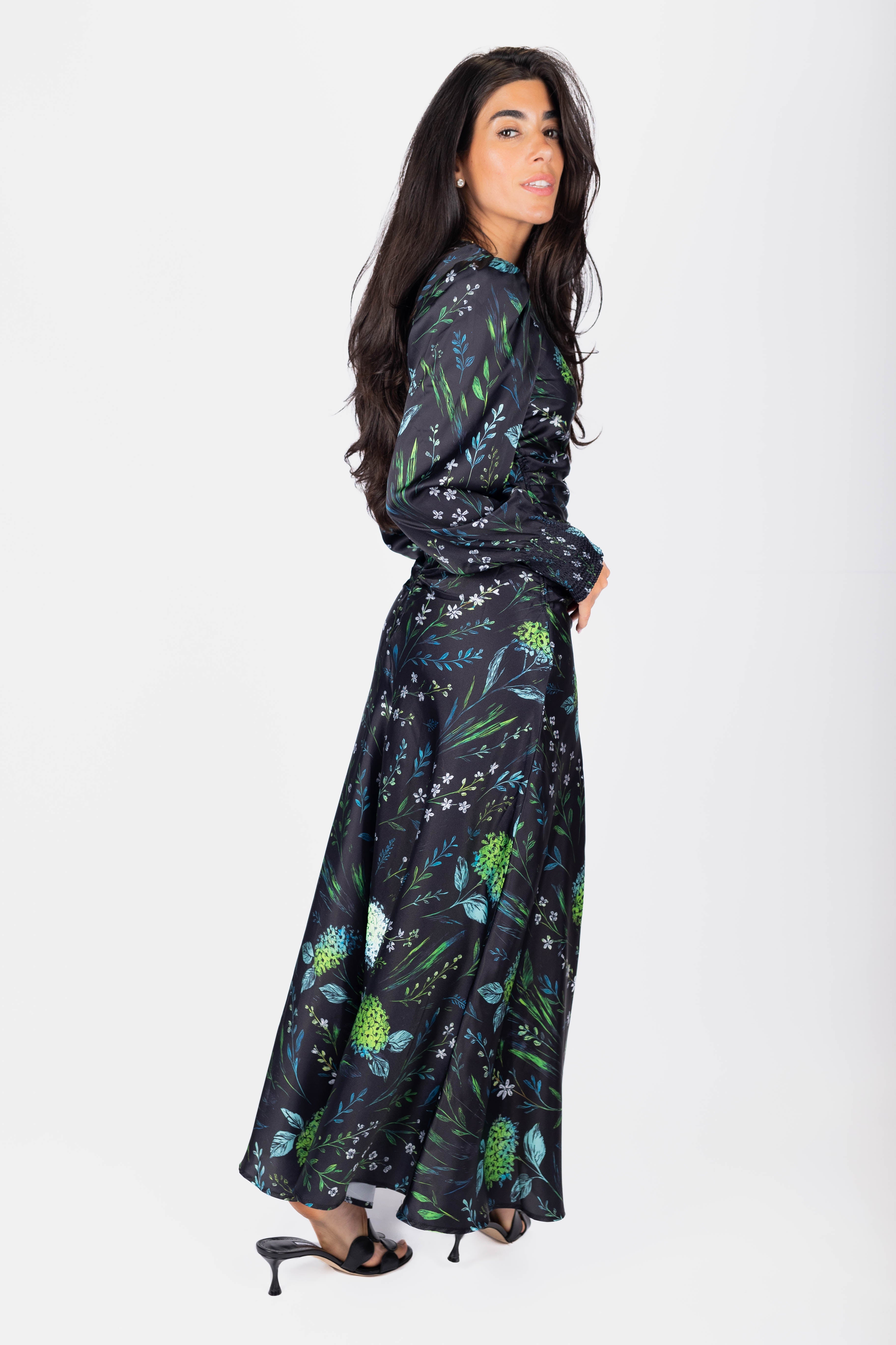 Audrey Dress Long Sleeve (Black / Green) - Glamourous Grace