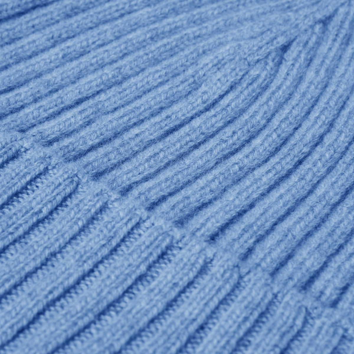 Milano (light blue) - Italian 100% cashmere ribbed beanie (unisex) - Glamourous Grace