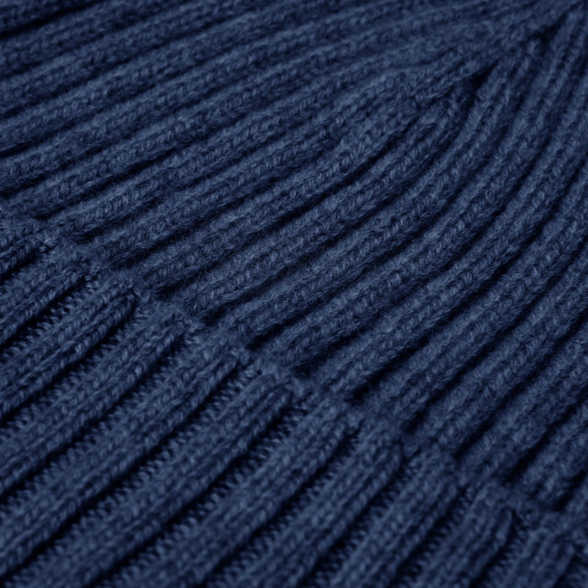 Milano (navy blue) - Italian 100% cashmere ribbed beanie (unisex) - Glamourous Grace