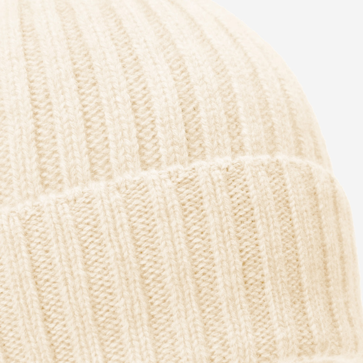 Milano (cream) - Italian 100% cashmere ribbed beanie (unisex) - Glamourous Grace