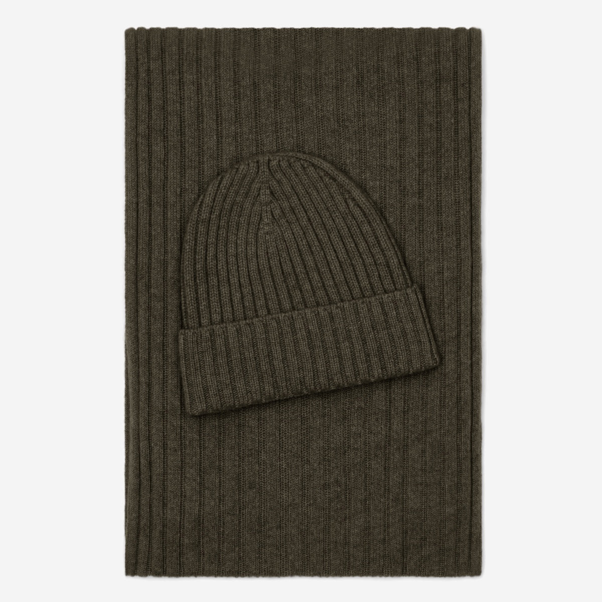 Milano (dark green) - Italian 100% cashmere ribbed beanie (unisex) - Glamourous Grace