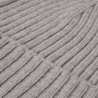 Milano (light grey) - Italian 100% cashmere ribbed beanie (unisex) - Glamourous Grace