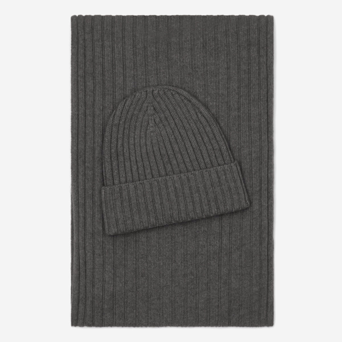 Milano (dark grey) - Italian 100% cashmere ribbed beanie (unisex) - Glamourous Grace