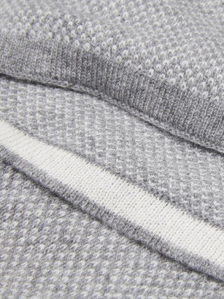 Riccardo (grey & white) - Italian 100% cashmere scarf with pattern - Glamourous Grace