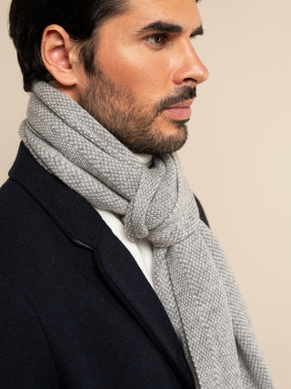 Riccardo (grey & white) - Italian 100% cashmere scarf with pattern - Glamourous Grace