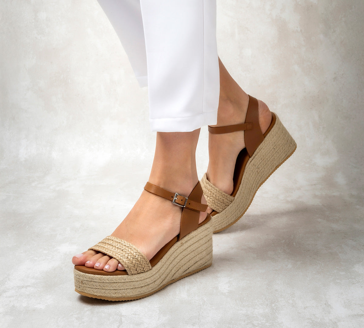 Conil Natural Raffia - Glamourous Grace