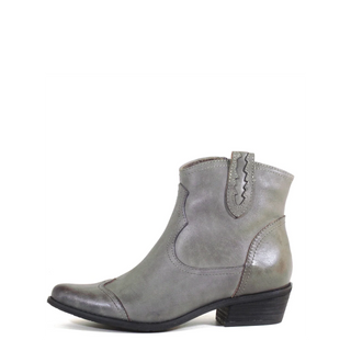Connor Western Booties