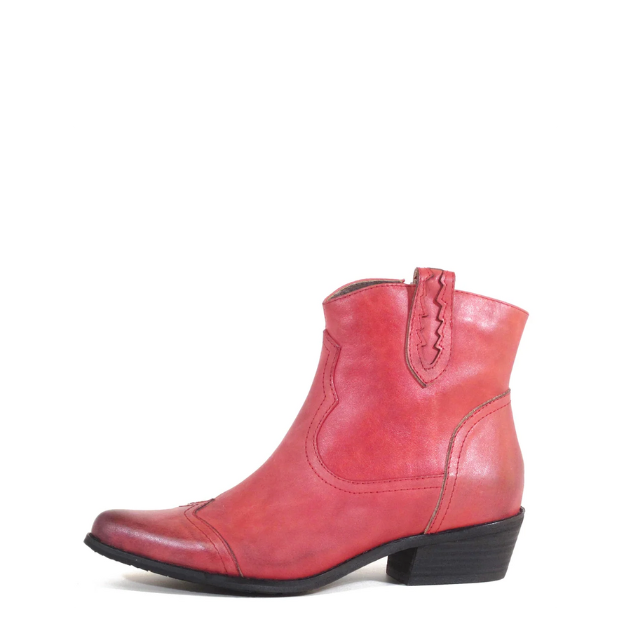 Connor Western Booties - Glamourous Grace