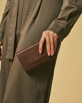Costanza (brown) - Italian calf leather women’s wallet - Glamourous Grace