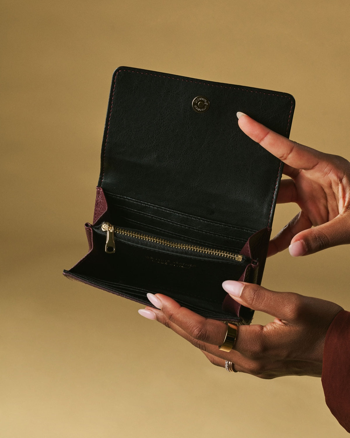 Costanza (eggplant) - Italian calf leather women’s wallet - Glamourous Grace