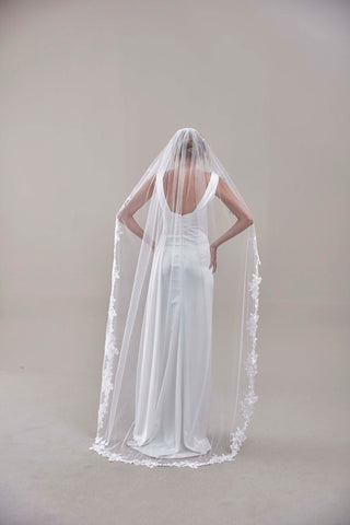 Mantilla Veil with Lace Edge, Floral Veil -D206 - Glamourous Grace