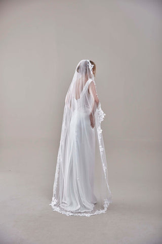 Mantilla Veil with Lace Edge, Floral Veil -D206 - Glamourous Grace